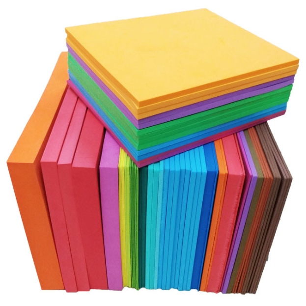 Eva -Schaumblech und Brötchen